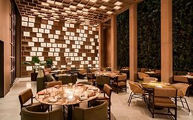 Hotel Emiliano